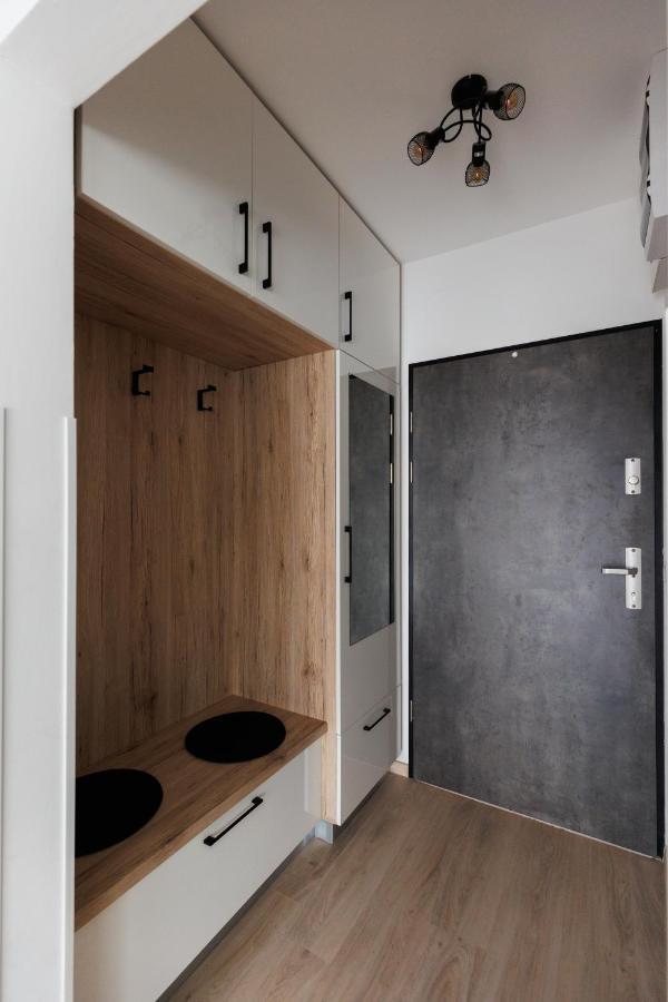 Villa Bauhaus Wellness Apartman Fsz. 1 Siofok Exterior photo